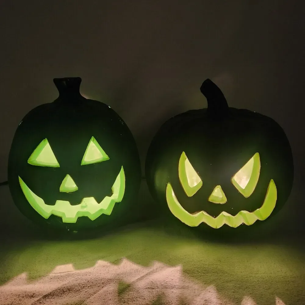 Decoration Pair of Lighted Pumpkins Blow Mold Jack-O'-Lantern Black & SELECT